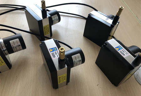 精量電子-拉繩位移傳感器產生誤差的類型有哪幾點?